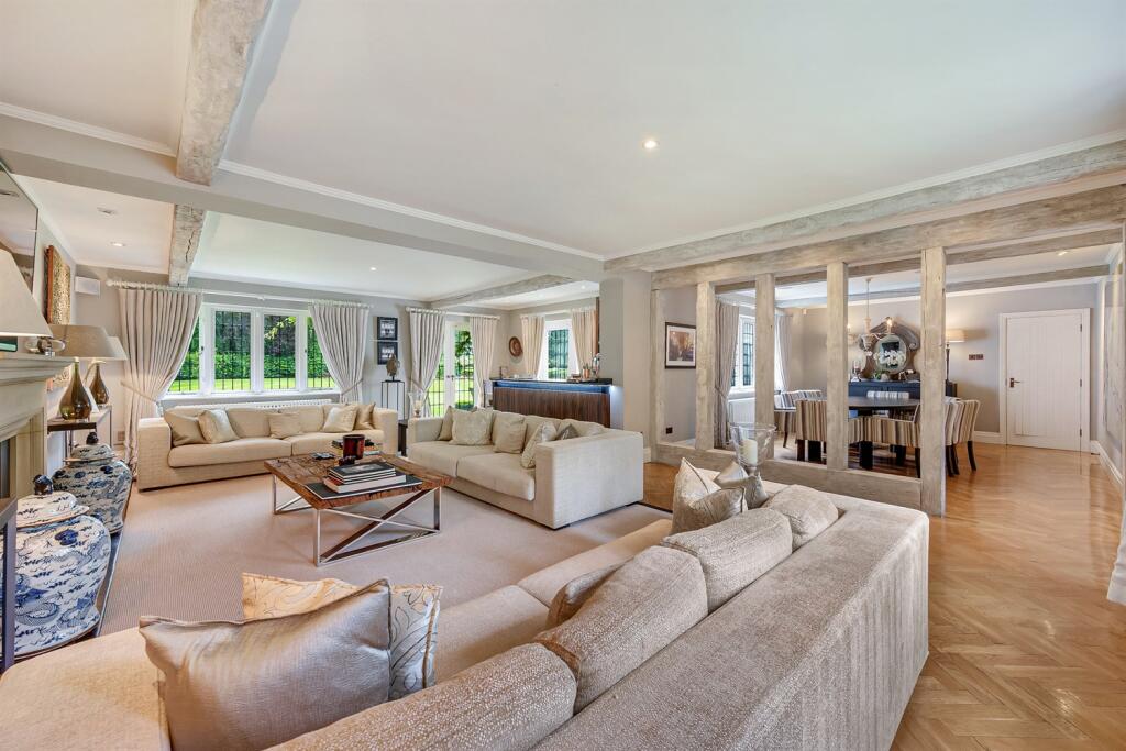 5 bedroom detached house/1.6 acres plot for sale in Hulse Heath Lane, Mere, WA16